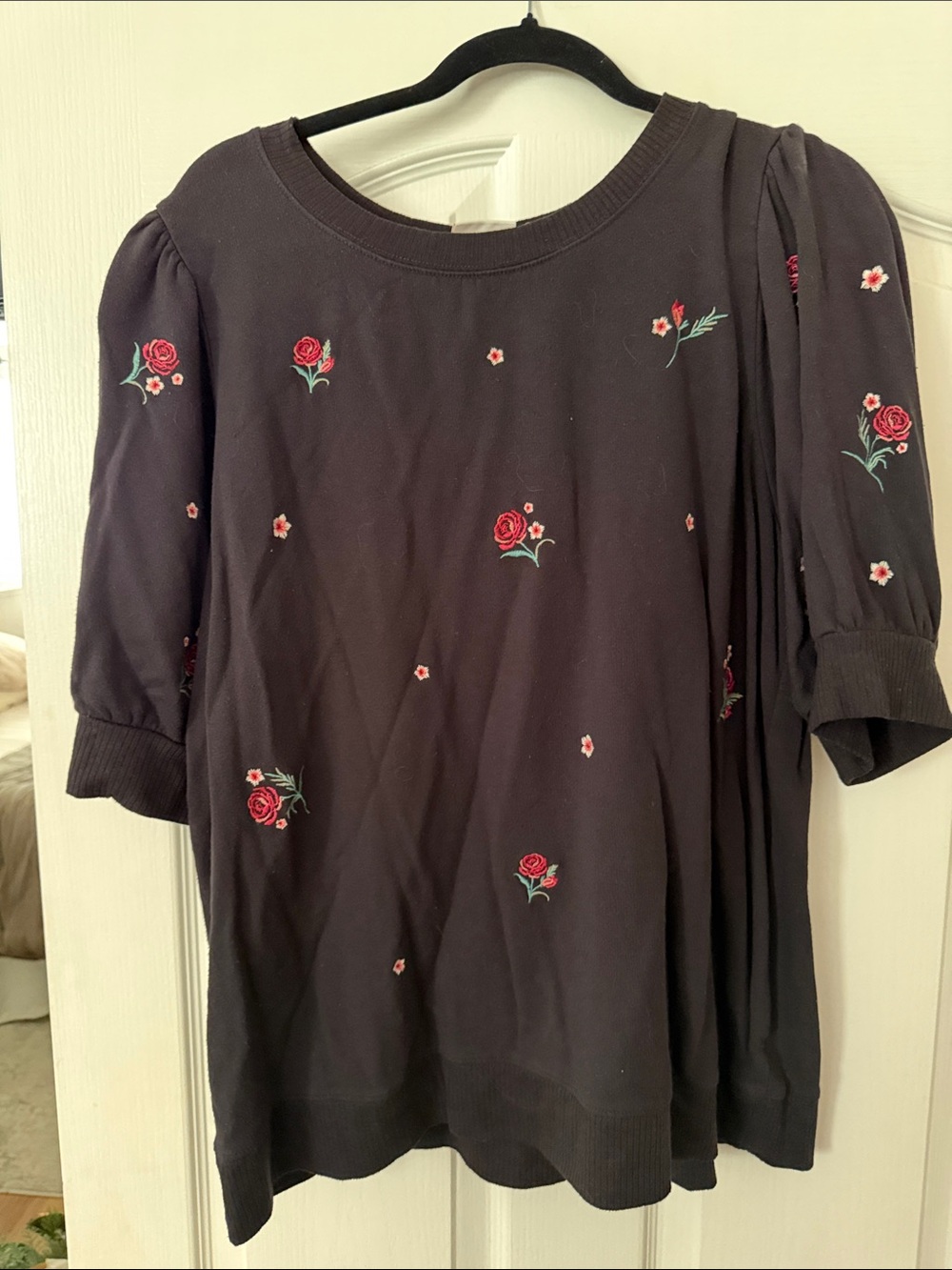 Knox Rose Black Short Sleeve Tee with Red Rose Embroidery